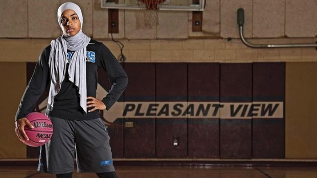 Bilqis Abdul-Qaadir/Foto: Instagram.com/bilqisabdulqaadir Sosok Bilqis Abdul-Qaadir, atlet basket muslimah pertama yang pakai hijab