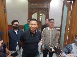 Bukan Waketum PSSI, Bos Persebaya Azrul Ananda Ngaku Daftar Exco