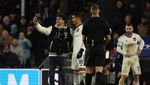 Casemiro Diincar Penyusup Lapangan! Ah, Rupanya Minta Selfie