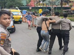 Aksi Usut Tuntas Tragedi Kanjuruhan di Surabaya Dibubarkan