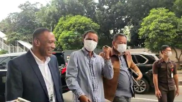 Kepalan Tangan Mau Dihajar? Hercules di KPK