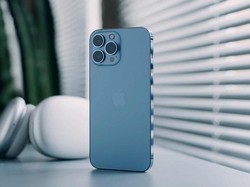 Ajaib! iPhone Kecemplung di Minyak Panas Tapi Masih Berfungsi