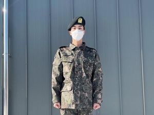 Perawat Militer Viral Dicurigai Langgar Aturan Demi Suntik Vaksin Jin BTS