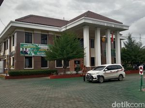 Dilema Hakim Saat Kabulkan Izin Nikah Dini Remaja di Indramayu Dilema Hakim Saat Kabulkan Izin Nikah Dini Remaja di Indramayu