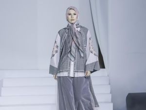 7 Foto Busana Dibuat Pakai Tinta untuk Kulit Sensitif di Jakarta Fashion Trend 7 Foto Busana Dibuat Pakai Tinta untuk Kulit Sensitif di Jakarta Fashion Trend