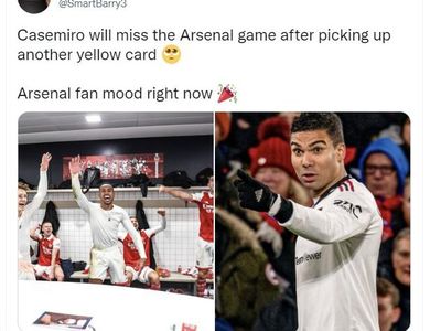 Meme Casemiro Absen Bikin Fans MU Cemas, Arsenal Senang Bukan Kepalang