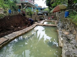Air Panas Tirta Husada Ponorogo Terapi Sembuhkan Penyakit, Yuk Berendam!