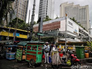 Potret PKL yang Aman dari Sterilisasi Kawasan Kuliner GI Potret PKL yang Aman dari Sterilisasi Kawasan Kuliner GI