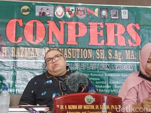 Razman Arif Bakal Laporkan Hakim Usai Gugatan Dokter Richard Lee Dibatalkan Razman Arif Bakal Laporkan Hakim Usai Gugatan Dokter Richard Lee Dibatalkan