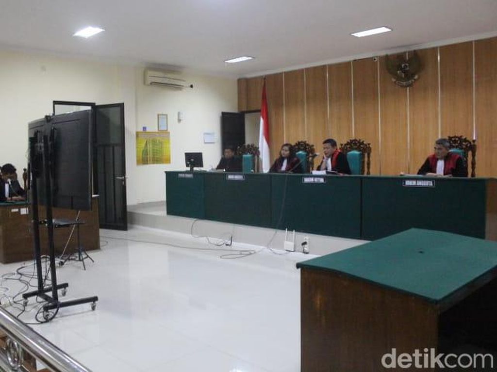 Pejabat Kejari Bojonegoro Sodomi 4 Remaja Laki-laki Dituntut 10 Tahun Bui Pejabat Kejari Bojonegoro Sodomi 4 Remaja Laki-laki Dituntut 10 Tahun Bui