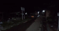 Jurit Malam: Sunyi Sepi TPU Kemlaten Cirebon di Tengah Rintik Hujan