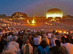 Sejarah Auroville, Kota Utopia Tanpa Uang dan Agama