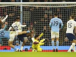 Lini Pertahanan Tottenham Rapuh Banget