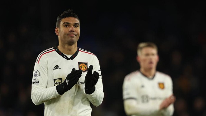 LONDON, ENGLAND - JANUARY 18: Casemiro of Manchester United at full time of the Premier League match between Crystal Palace and Manchester United at Selhurst Park on January 18, 2023 in London, United Kingdom. (Photo by Matthew Ashton - AMA/Getty Images)