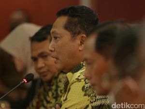Buwas Ungkap Alasan Mentan Tak Muncul di Rapat Bareng Jokowi Pagi Ini