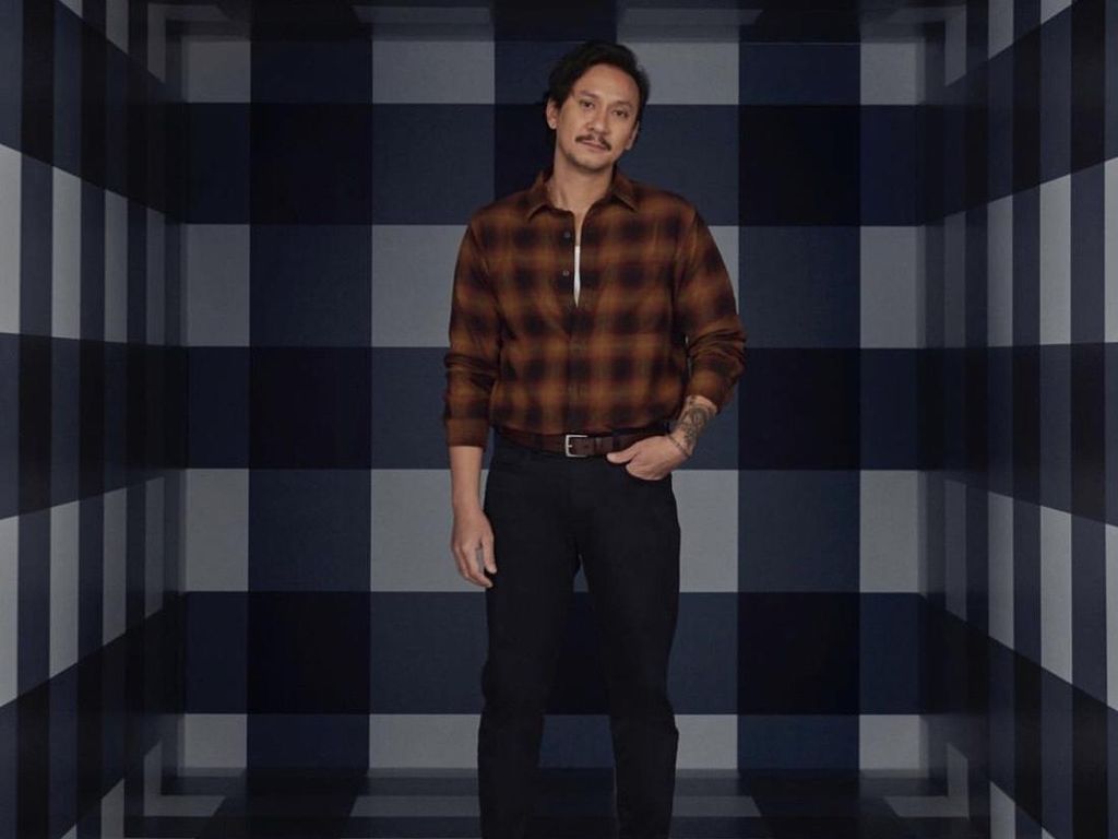 4 Fashion Item Wajib Vincent Rompies, Bergaya bak Bapak Muda 4 Fashion Item Wajib Vincent Rompies, Bergaya bak Bapak Muda