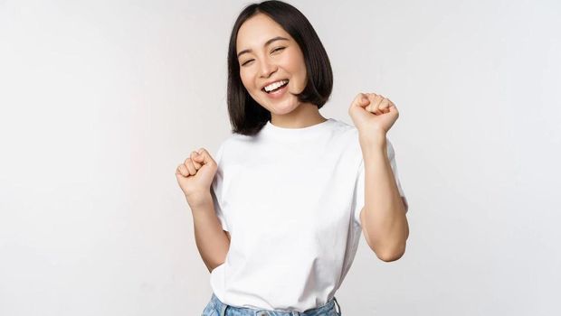 Ilustrasi merasa bahagia/ Foto: Freepik.com/benzoix