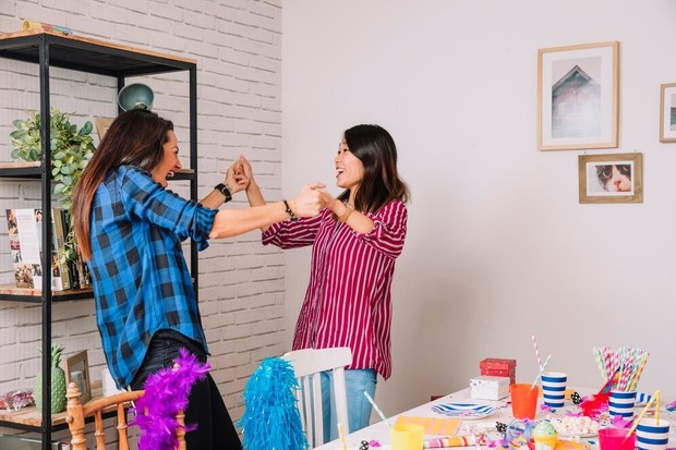 Ilustrasi merayakan kemenangan/ Foto: Freepik.com/freepik