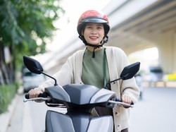 7 Cara Menghilangkan Goresan di Motor Warna Hitam, Mudah Dilakukan Sendiri