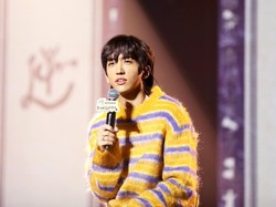 Lee Seung Yoon Boyong Piala Discovery of The Year SMA 2023, Ini Profilnya!