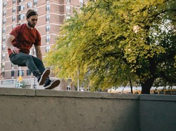 Lompat Kangkang: Teknik, Cara Latihan, dan Faktor yang Mempengaruhinya