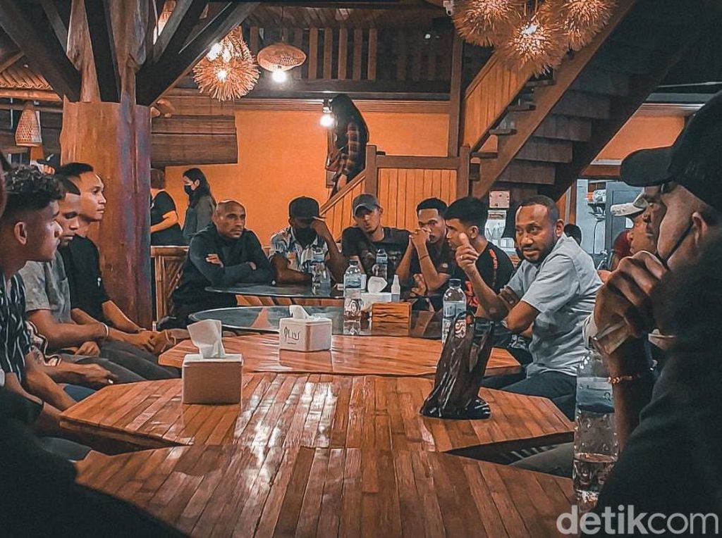 Persipura Terima Undangan dari PT LIB, Sinyal Liga 2 Kembali Dilanjutkan Persipura Terima Undangan dari PT LIB, Sinyal Liga 2 Kembali Dilanjutkan