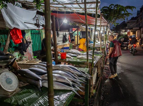 Mengenal Tradisi Nganter Bandeng Simbol Eratnya Betawi dan Tionghoa