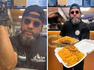 Viral! Video Aksi Pedagang Mirip Salt Bae Ini Ditonton Jutaan Kali