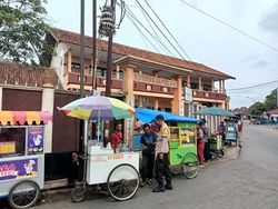Polisi Seliweran ke Sekolah Awasi Peredaran Chikbul di Tasikmalaya