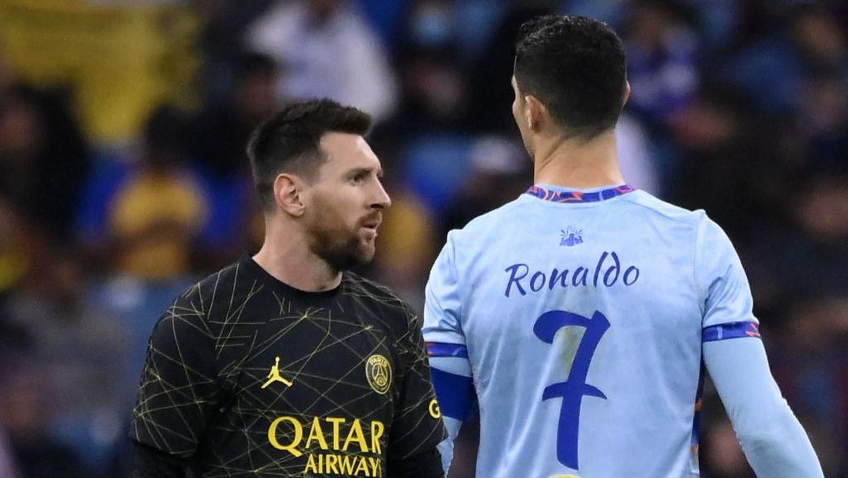 Messi dan Ronaldo. Foto: AFP via Getty Images/FRANCK FIFE