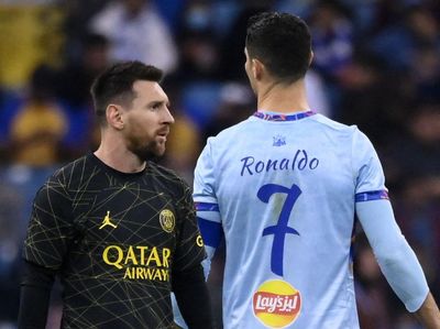 Kemesraan Ronaldo dan Messi dari Masa ke Masa