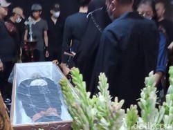 Mathias Muchus Kenang Sosok Nano Riantiarno: Tokoh yang Patut Diteladani