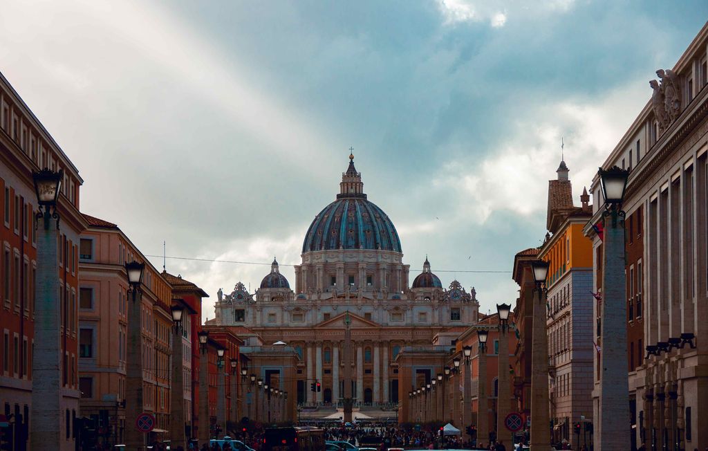 Vatikan Salah Satu Negara Tersepi di Dunia