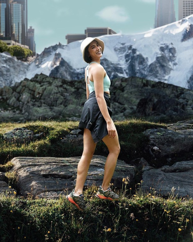 Aghniny Haque dengan outfit hiking/Sumber: IG @aghninyhaque Aghniny Haque dengan outfit hiking/Sumber: IG @aghninyhaque