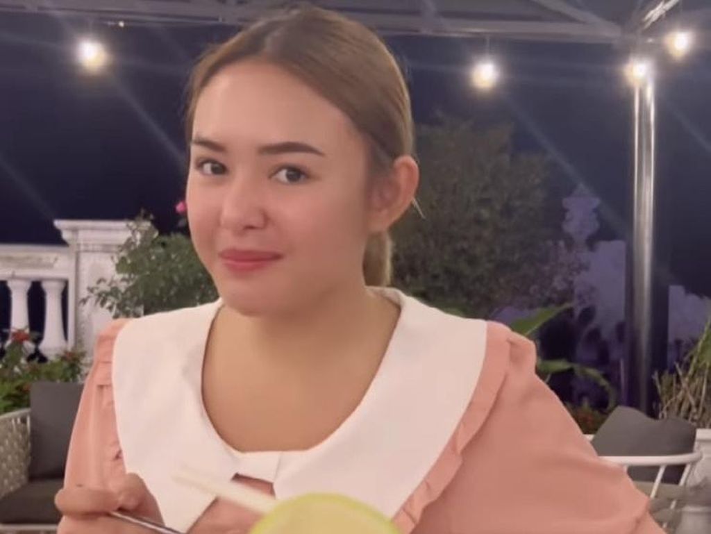 Amanda Manopo Ikatan Cinta Ternyata Hobi Jajan Kuliner Kaki Lima Amanda Manopo Ikatan Cinta Ternyata Hobi Jajan Kuliner Kaki Lima