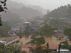 Banjir Rendam Sekolah hingga Permukiman di Pinrang