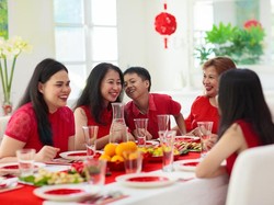 Kamu Perlu Tahu, 7 Etika Makan Bersama Saat Rayakan Imlek Ini