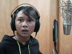 Dibantu Denny Cagur, Fajar Sadboy Siap Bikin Karya Baru