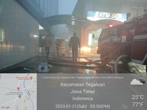 Gudang di Basement BCA Darmo Surabaya Terbakar