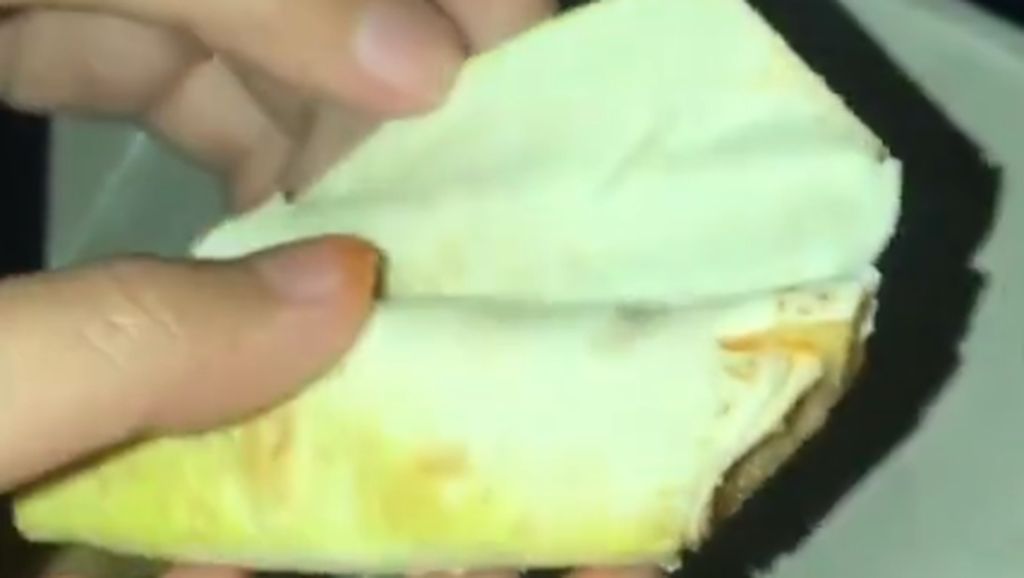 Zonk! Tergiur dengan Foto Menu, Netizen Ini Terima Makanan Setipis Tisu Zonk! Tergiur dengan Foto Menu, Netizen Ini Terima Makanan Setipis Tisu