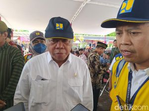Menteri PUPR: Butuh Rp 6 Miliar untuk Ganti Rumput JIS Menteri PUPR: Butuh Rp 6 Miliar untuk Ganti Rumput JIS