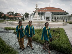 30 Oleh-oleh Khas Solo yang Wajib Kamu Bawa Pulang!