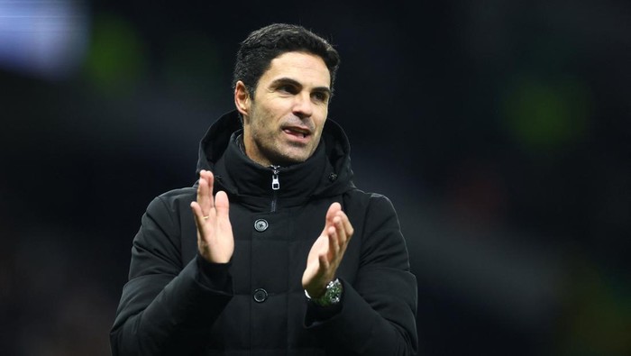 Soccer Football - Premier League - Tottenham Hotspur v Arsenal - Tottenham Hotspur Stadium, London, Britain - January 15, 2023 Arsenal manager Mikel Arteta celebrates after the match Action Images via Reuters/Paul Childs EDITORIAL USE ONLY. No use with unauthorized audio, video, data, fixture lists, club/league logos or live services. Online in-match use limited to 75 images, no video emulation. No use in betting, games or single club /league/player publications.  Please contact your account representative for further details.