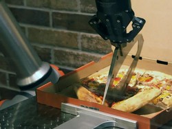 Robot Semakin Berperan dalam Hidup Sehari-Hari