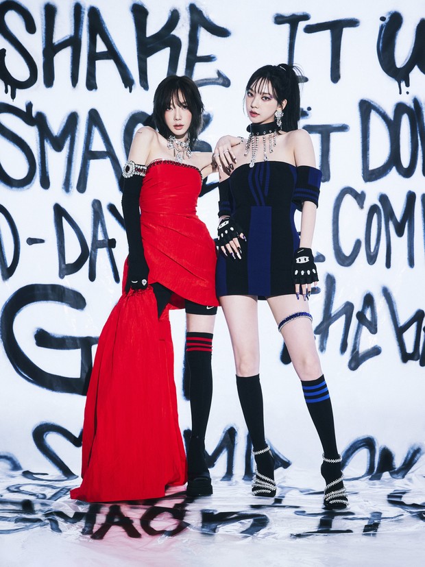 Teaser Taeyeon dan Karina untuk comeback terbaru, Stamp On It / Foto : twitter.com/GirlsOnTop_SM