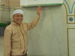 Masker di Makkah dan Kismis, Cerita Prof Tjandra Umrah Awal 2023 Masker di Makkah dan Kismis, Cerita Prof Tjandra Umrah Awal 2023