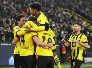 Hasil Liga Jerman: Sengit! Dortmund Tumbangkan Augsburg 4-3