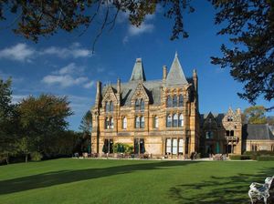 Foto: 8 Hotel Berhantu di Dunia, Berani Adu Nyali di Sini?