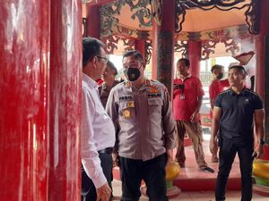 Kapolda Metro Jaya Kunjungi Vihara di Jakut, Cek Pengamanan Imlek