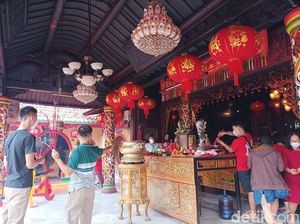 Bukan Hanya Imlek, Tarian Barongsai Juga Ada Saat Cap Gomeh Bukan Hanya Imlek, Tarian Barongsai Juga Ada Saat Cap Gomeh